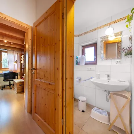 Haus Alpenruhe بيت للعطل كونيغشليتن