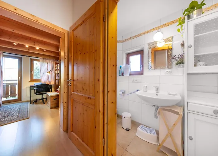 Haus Alpenruhe Dom wakacyjny Konigsleiten